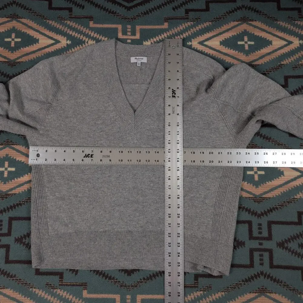 Madewell cashmere neck